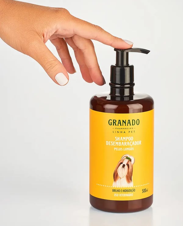 Shampoo Desembaraçador para Pelos Longos Granado Pet 500 ml
